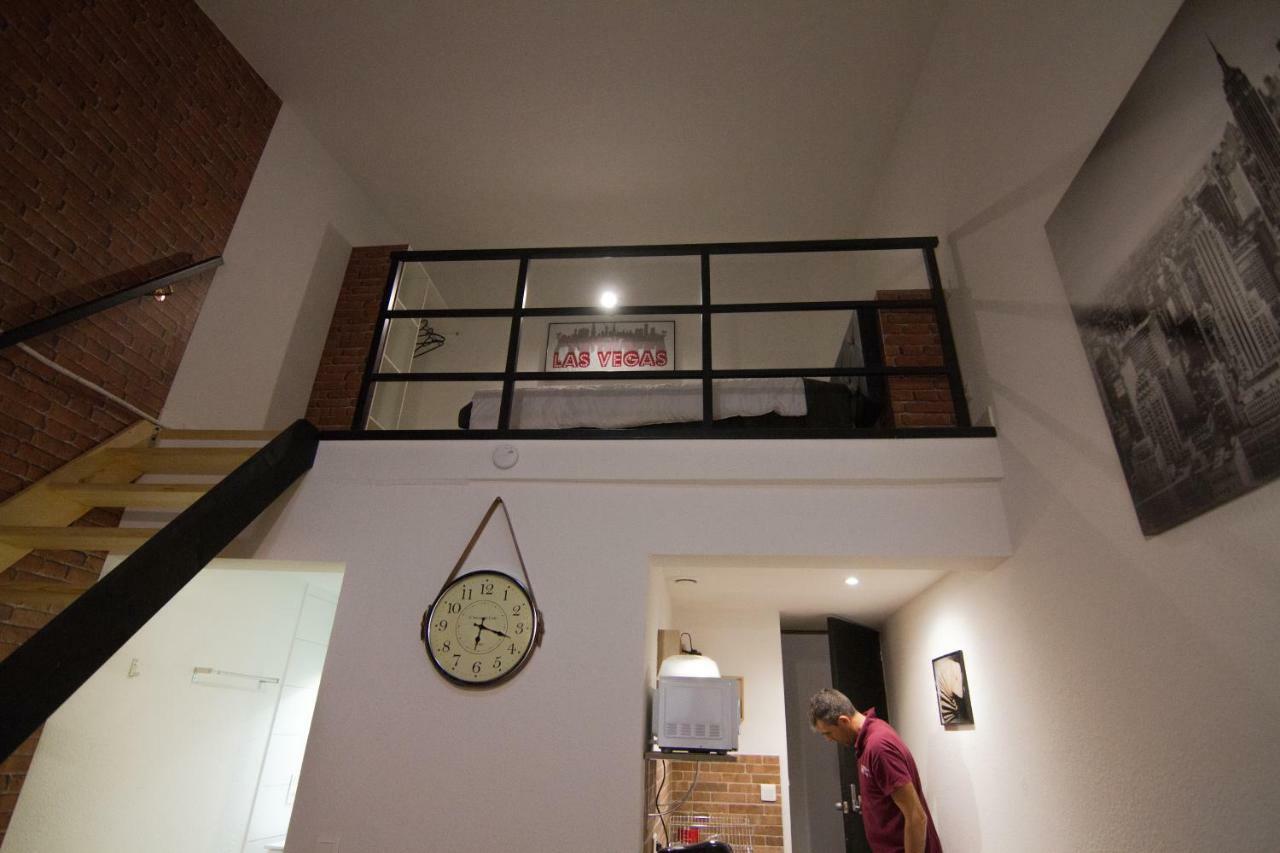 Loft Stories Villa Baix Bagian luar foto