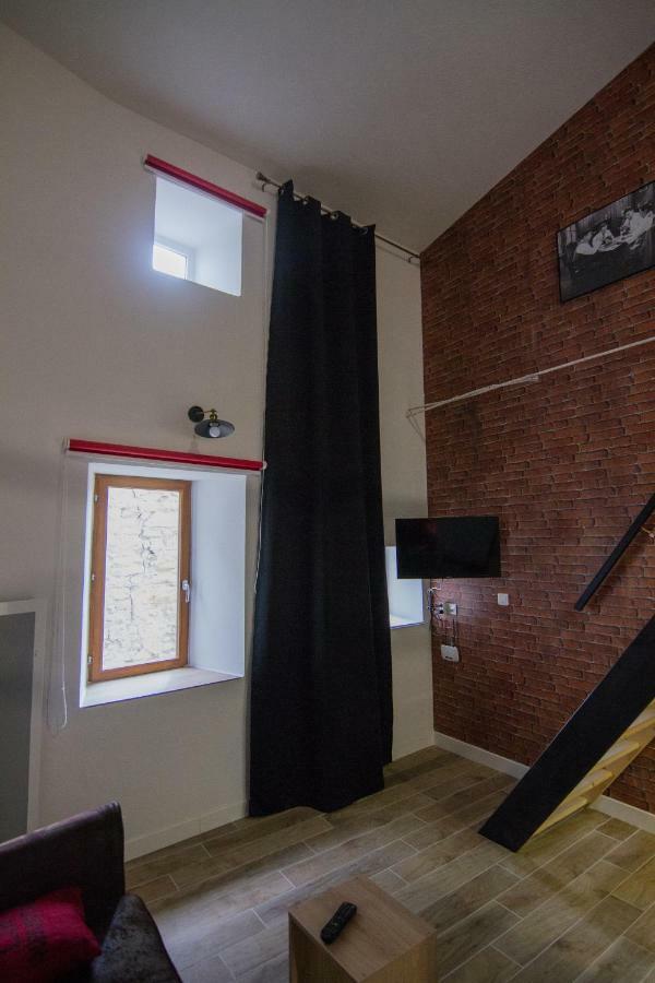 Loft Stories Villa Baix Bagian luar foto
